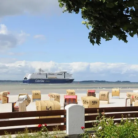 Strandhotel-14 * Laboe